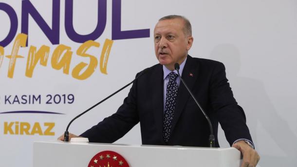 Erdogan: Shpëtuam vendin tonë nga lojërat tinëzare