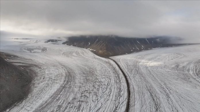 thumbs_b_c_910c4d618bf3b59a5e6278abf0c101e8-696x392