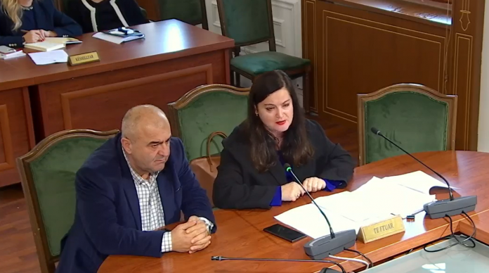 Screenshot-2025-10-28-121301-696x388